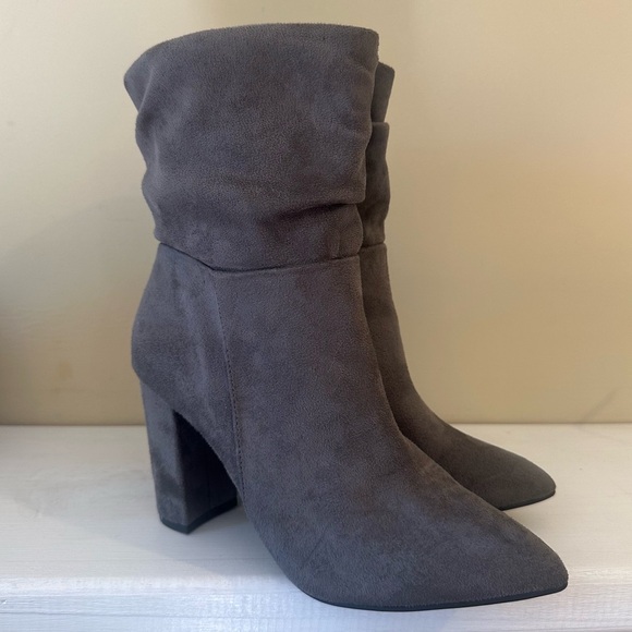 Zigi Sogo Saray Bootie - Size 6 - Picture 2 of 9
